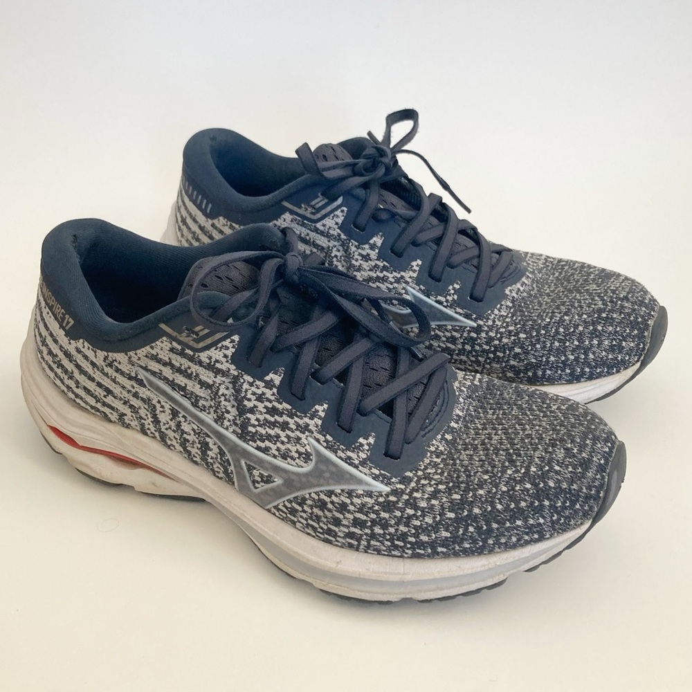 Mizuno Wave Inspire 17 Running Shoes Navy Blue White Women’s Size 9